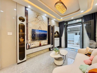 Bán Nhà Phố Đẹp Đường Phạm Văn Bạch, Phường 15, Quận Tân Bình 3