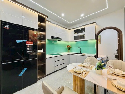 Bán Nhà Phố Đẹp Đường Phạm Văn Bạch, Phường 15, Quận Tân Bình 11