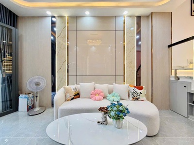 Bán Nhà Phố Đẹp Đường Phạm Văn Bạch, Phường 15, Quận Tân Bình 4