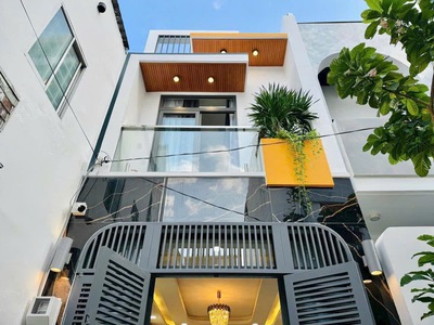 Bán Nhà Phố Đẹp Đường Phạm Văn Bạch, Phường 15, Quận Tân Bình 7