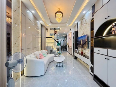 Bán Nhà Phố Đẹp Đường Phạm Văn Bạch, Phường 15, Quận Tân Bình 1