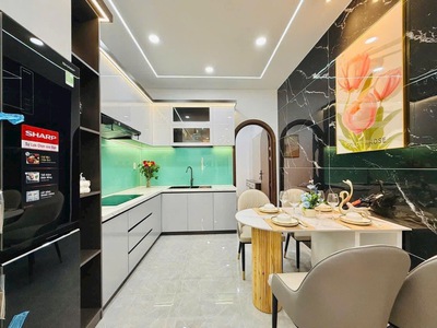 Bán Nhà Phố Đẹp Đường Phạm Văn Bạch, Phường 15, Quận Tân Bình 10