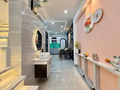 Bán Nhà Phố Đẹp Đường Phạm Văn Bạch, Phường 15, Quận Tân Bình 6