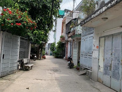 4x20m, nhà c4, nguyễn thái sơn,hẻm xe hơi thông, p5 gò vấp, giá 5.x tỷ 1