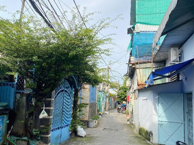 Cần ra gấp nhà shr hoàn công ngay tt hành chính quận 8 .   phạm thế hiển , 3 tầng , giá  820tr , 0