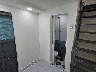 Cần ra gấp nhà shr hoàn công ngay tt hành chính quận 8 .   phạm thế hiển , 3 tầng , giá  820tr , 4