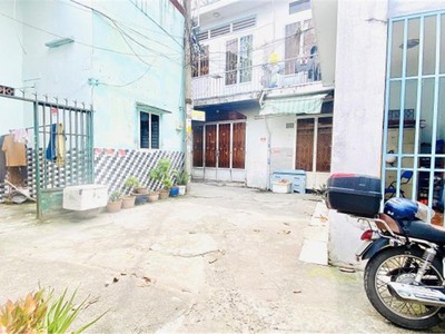 Cần bán nhà ngay lottemart nguyễn văn lượng p17 gò vấp, hẻm thông dt 69m2 giá chỉ 4,9 tỷ 0