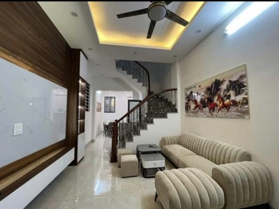 Phú diễn, ô tô, dt 58m2, mt4.5m, 5tầng giá 7x tỷ 0