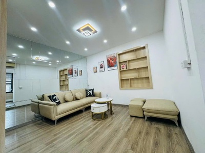 Nhà đẹp lung linh - 2 mặt thoáng trước sau - 30m ra nguyễn trãi - hiếm nhà bán- đầy đủ nội thất. 1