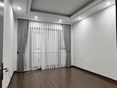 Chủ cần tiền bán rẻ nhà bát khối ,gara, ngõ ô tô thông ,6 tầng ,giá chỉ hơn 7 tỷ 3