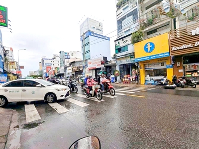 Cho thuê nhà mặt tiền 1083 CMT8, Phường 7, Quận Tân Bình. 4 Tầng, 6x18 chỉ 50tr 2