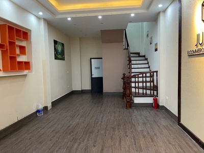 Bán nhà ngõ 20 Hồ Tùng Mậu Cầu Giấy 47m x 5T giá 12.5 tỷ, ngõ nông, kinh doanh 0