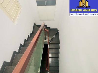 Bán nhà mặt phố đường ô tô thông  Chỉ 5 ty  NN  Đường Nguyễn Duy Trinh, quận 2   2 tầng 3 pn 2 wc  7 8