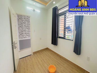 Bán nhà mặt phố đường ô tô thông  Chỉ 5 ty  NN  Đường Nguyễn Duy Trinh, quận 2   2 tầng 3 pn 2 wc  7 6