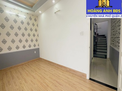 Bán nhà mặt phố đường ô tô thông  Chỉ 5 ty  NN  Đường Nguyễn Duy Trinh, quận 2   2 tầng 3 pn 2 wc  7 5