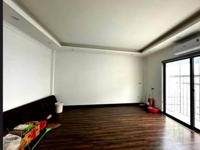 Trung tâm quận - giáp ranh q. hai bà trưng - ngay vành đai 2 và 2,5 - gần times city - nhà mới ở 3