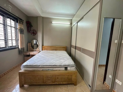 Cho thuê nguyên nhà 4 Tầng tại Nguyễn Trãi, oto đỗ cửa, full đồ vào ở ngay. 3