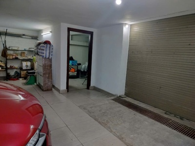 B.nhà nguyễn khoái - hoàng mai, dt100m2, mt 8m, 4tầng   t.hầm, giá 18.5tỷ 2