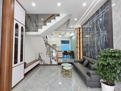 Cắt lỗ hơn 500 tr nhà 2 tầng 1 sân thượng gần AEONE Thuận An 1