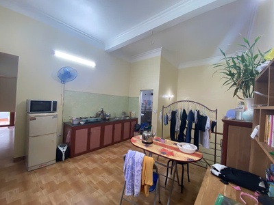 Bán Đất tặng Nhà 2 tầng độc lập sân cổng riêng đường Nguyễn Văn Hới 4