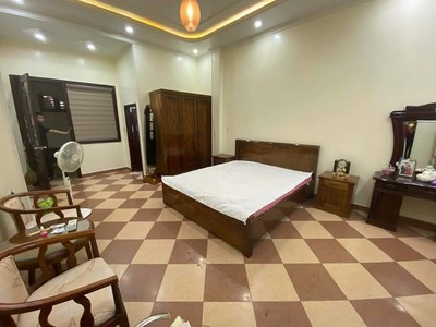 Bán nhà Mặt Đường Đình Đông, có vỉa hè vị trí đẹp 2