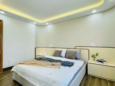 Nhà Mới Đẹp Lê Đức Thọ 7,5m x 7,5m x 5 Tầng Lô Góc HXH Tặng Nội Thất - chỉ 7,x Đ 5