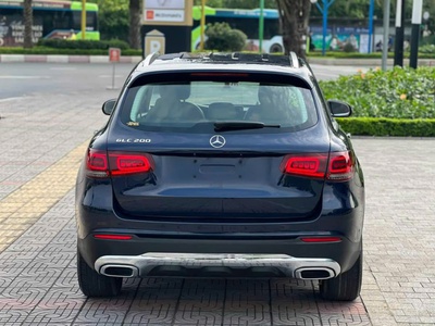 Mercedes-Benz GLC 200 sản xuất 2021 Xanh cavansite/đen 2