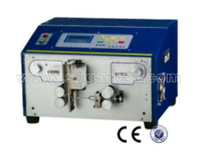 Máy bóc tự động căt và tách lớp vỏ dây điện. 2