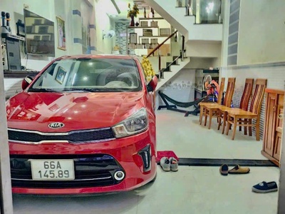 Nhà sang trọng 1 trệt 3 lầu ô tô đỗ trong nhà đường nhựa 7m hiệp thành 13 0
