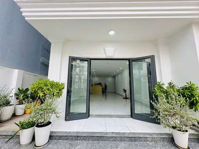 Cho thuê MBKD  6x15m  Hẻm xe tải Lê Văn Sỹ, P1, tân Bình 2