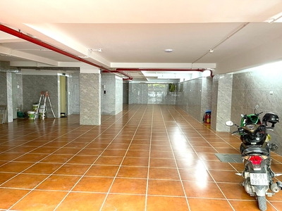 Bán Tòa Văn Phòng 9 Tầng Mặt Phố Khâm Thiên.Vị Trí Đắc Địa. DT 290m2. Giá 130 TỶ 0