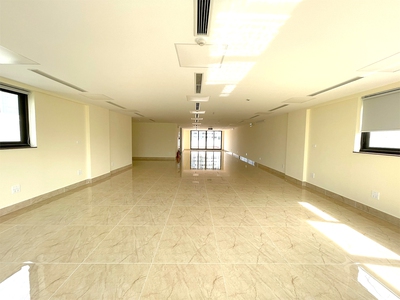 Bán Tòa Văn Phòng 9 Tầng Mặt Phố Khâm Thiên.Vị Trí Đắc Địa. DT 290m2. Giá 130 TỶ 5