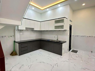 Bán nhà mới 100, quận Tân Phú, gần trường Lê Anh Xuân, 4.2x13, 3 tầng, nhỉnh 6tỷ 0