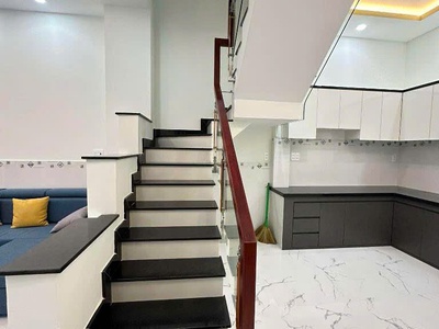 Bán nhà mới 100, quận Tân Phú, gần trường Lê Anh Xuân, 4.2x13, 3 tầng, nhỉnh 6tỷ 2