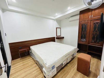 Chung cư mini cổ linh, 85m x 7tầng, thang máy, vỉa hè, ôtô tránh, dòng tiền 100tr/tháng 4
