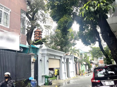 Mặt tiền kinh doanh sầm uất 268m2 6/20x20m gần đh ngân hàng hoàng diệu 2 linh chiểu thủ đức chỉ 23 3