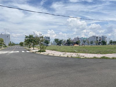 Khu biệt thự ven sông nam tuy hòa, giá thấp hơn thị trường chỉ 18,7tr/m2, sổ chuẩn, sang tên ngay 2