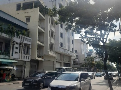 Bán nhà mặt tiền hồng hà - khu sân bay - p2 tân bình - khu văn minh sầm uất 1