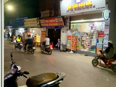 Cho thuê nhà kinh doanh tầng 1,2,3 nhà mặt đường 51 di ái  thôn dền  di trạch- hoài đức- hà nội 1