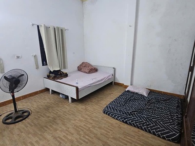 Bán đất tặng nhà 2 tầng cũ đường hoàng văn thái, tổ 13, phường trần lãm , tp thái bình 1