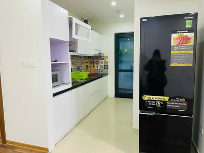 Bán nhanh căn 2n goldmark vip nhất tòa r2 3