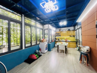 Trung tâm đống đa - ô tô đỗ cổng - nhà đẹp ở ngay  đê la thành 36m2 x 5 tầng x mt5m x nhỉnh 7 tỷ 0