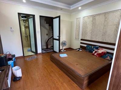 Nhà xây chắc chắn- ngõ ô tô nhỏ - căn góc - thoáng 3