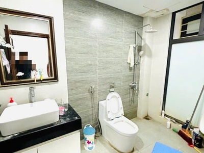 Bán gấp nhà Võ Chí Công, Cầu Giấy 30m x 5T -  giá 6.6 tỷ, nhà đẹp, 2 thoáng, gần ô tô 5
