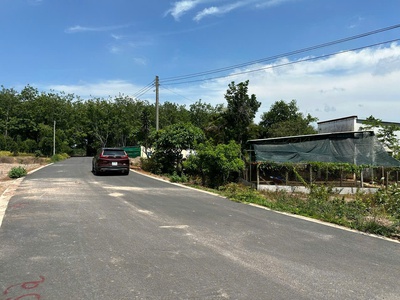 Bán 249m2 5x49 MT đường nhựa, ô tránh nhau, Giá chỉ 590tr BST, SHR, CC 0