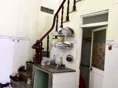 Ngay chợ hiệp thành - nhà 3 tầng - mặt tiền hiệp thành 12 - dòng tiền 6 triệu tháng - nhỉnh 2 tỷ. 1