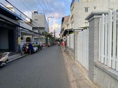 Mặt tiền hẻm nhựa 6m xe hơi quay đầu 1806 huỳnh tấn phát thị trấn nhà bè, 142,5m2 ngang 6m chỉ 8,9 1