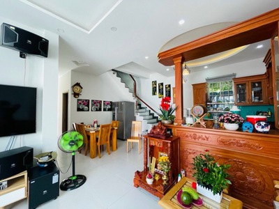 Đ đừng bỏ lỡ - vị trí vàng trung tâm hiệp phú - 3 tầng đẹp rộng - 146m2 - ngang 6m - nở hậu - chỉ 3