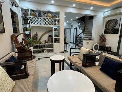 Siêu phẩm ba đình- ngõ rộng thoáng- thang máy chờ - nhà đẹp dân xây- full nội thất -52/56m- 12.1 tỷ 0