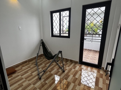 Chiến lược - hẻm xe tải - 3 tầng 4pn - 30m2 - sổ đẹp giá 3.75 tỷ 2